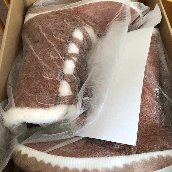 Suede Boots - Picture 6 of 8